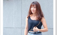 25岁女高中生未增删翻译中文翻译英语樱花